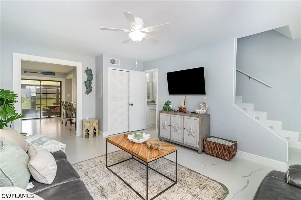 146 Clyburn Way W Marco Island FL 34145