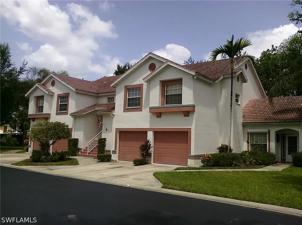 505 Windsor Square Naples FL 34104