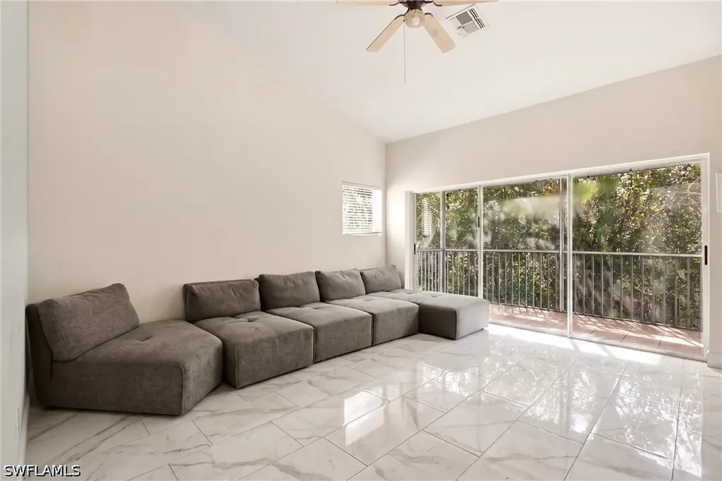 505 Windsor Square Naples FL 34104