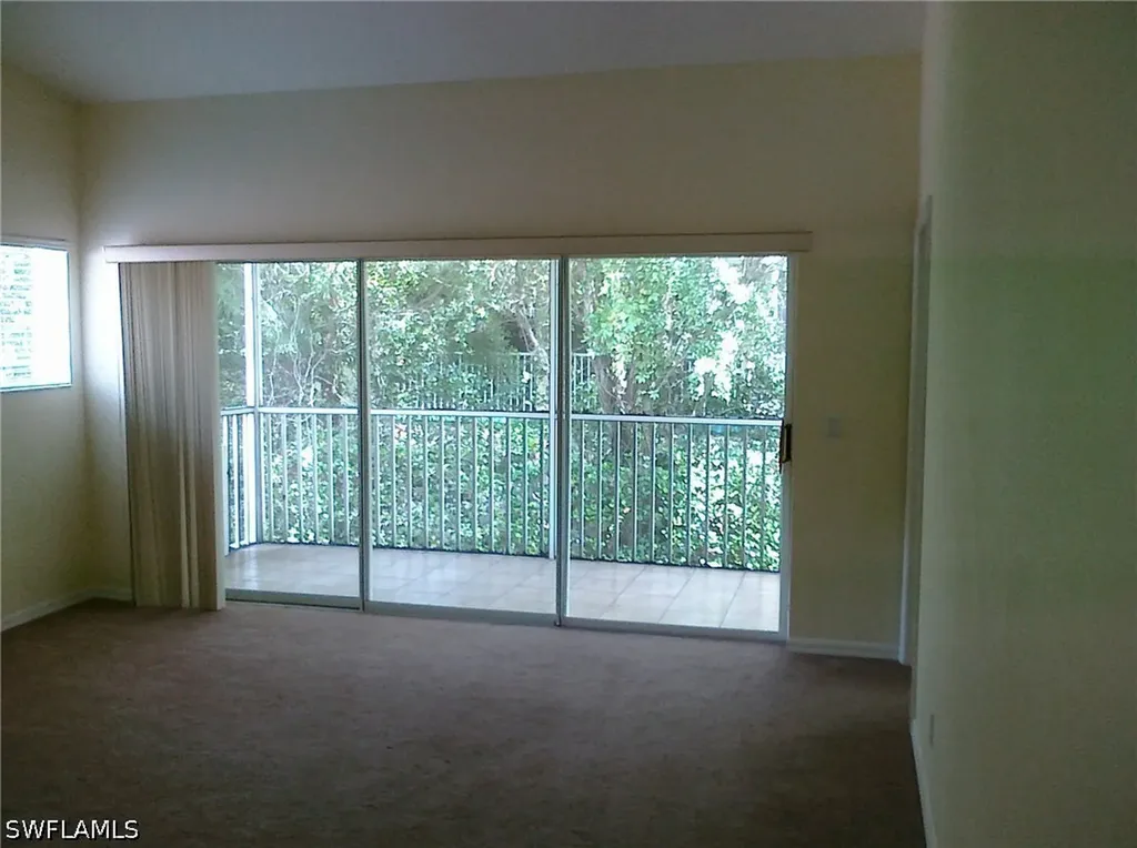 505 Windsor Square Naples FL 34104