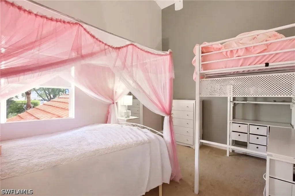 505 Windsor Square Naples FL 34104