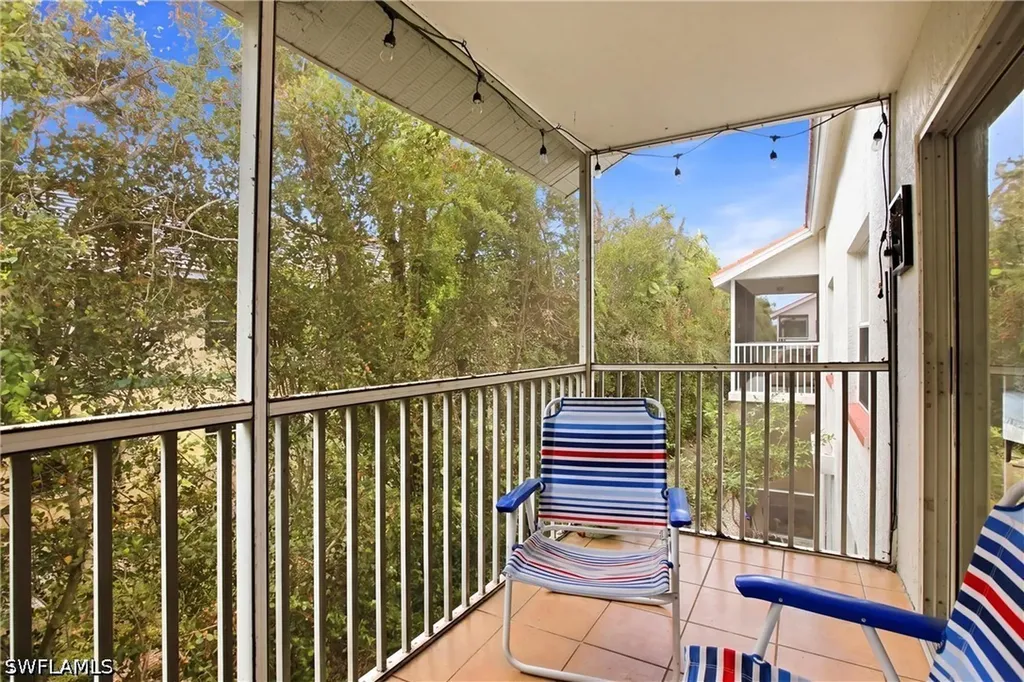 505 Windsor Square Naples FL 34104