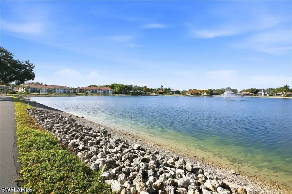 505 Windsor Square Naples FL 34104
