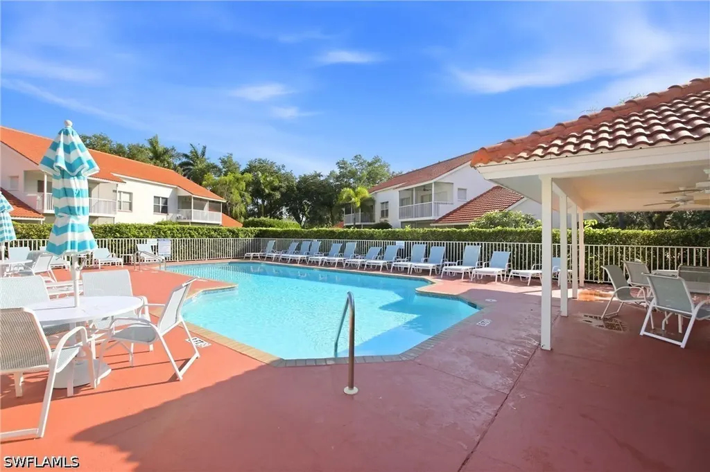505 Windsor Square Naples FL 34104