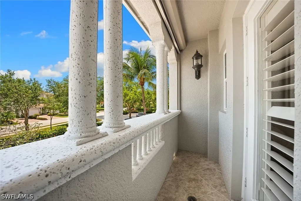 9205 Museo Circle Naples FL 34114