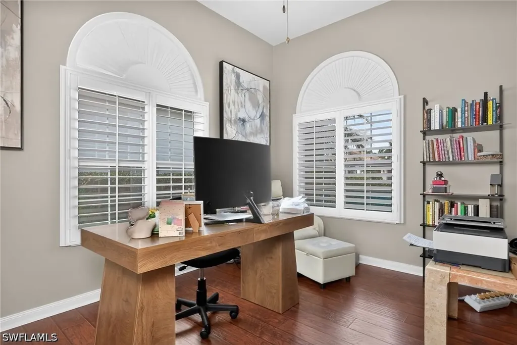 2271 Heydon Circle W Naples FL 34120