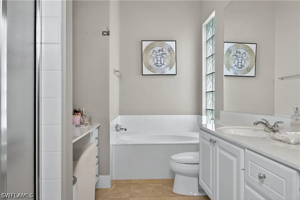2271 Heydon Circle W Naples FL 34120