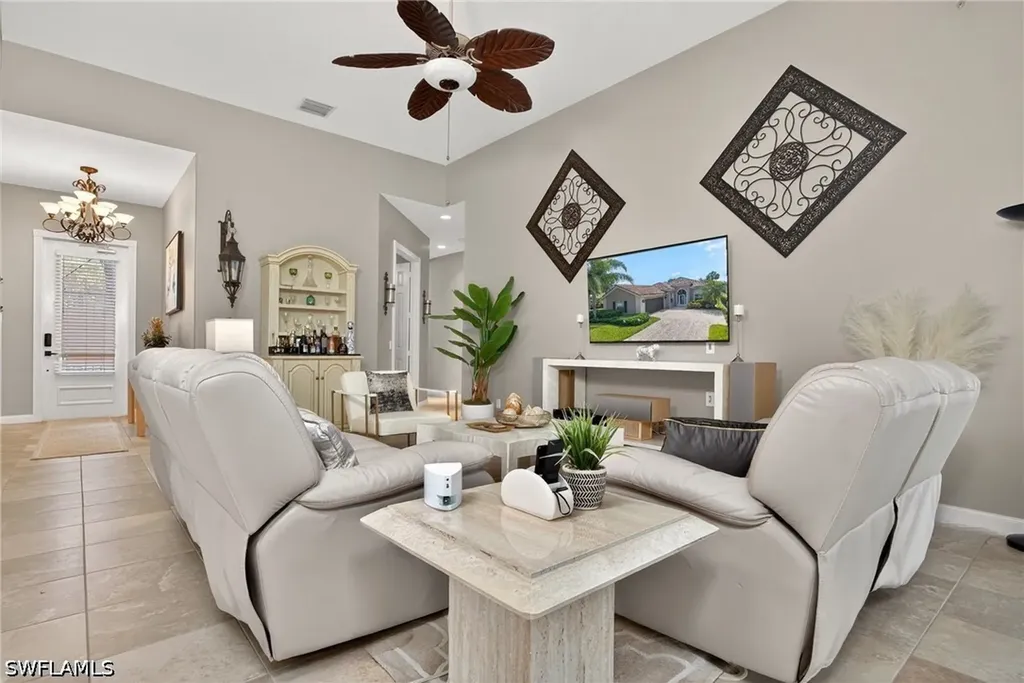 2271 Heydon Circle W Naples FL 34120