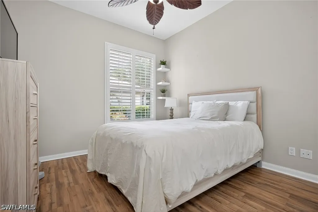 2271 Heydon Circle W Naples FL 34120