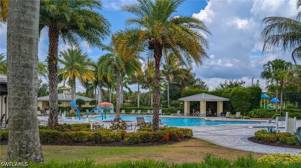 2271 Heydon Circle W Naples FL 34120