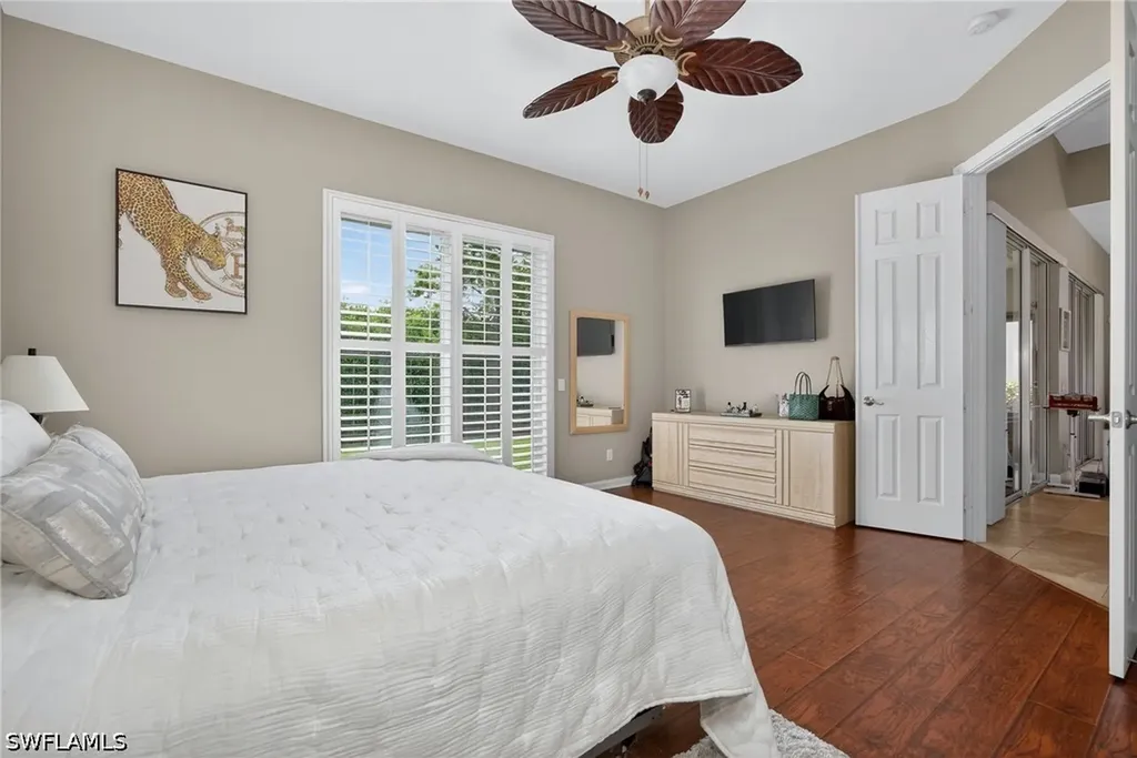 2271 Heydon Circle W Naples FL 34120