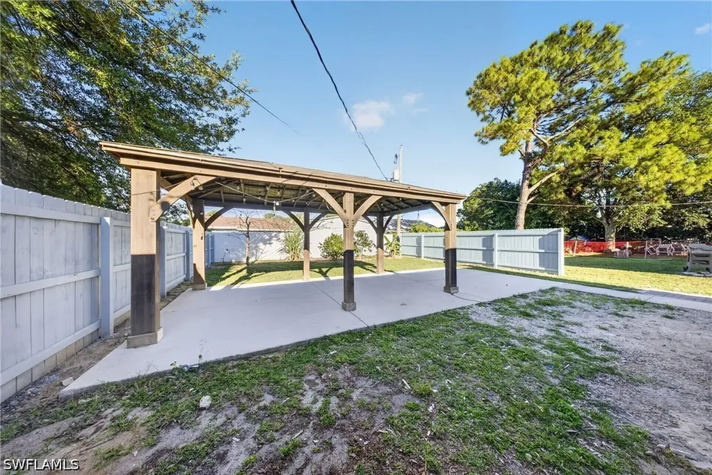 2400 55th Terrace SW Naples FL 34116