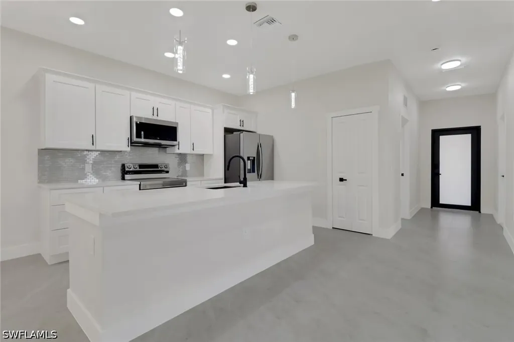 4501/4503 15th Street SW Lehigh Acres FL 33973