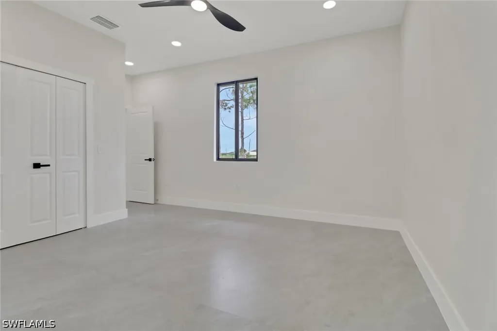 4501/4503 15th Street SW Lehigh Acres FL 33973