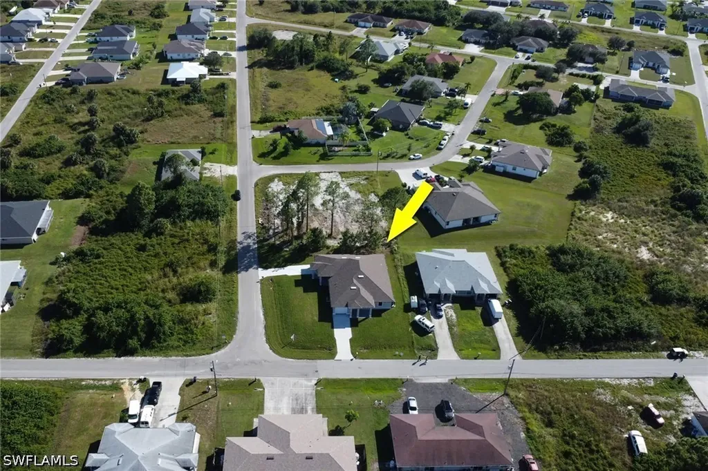 4501/4503 15th Street SW Lehigh Acres FL 33973