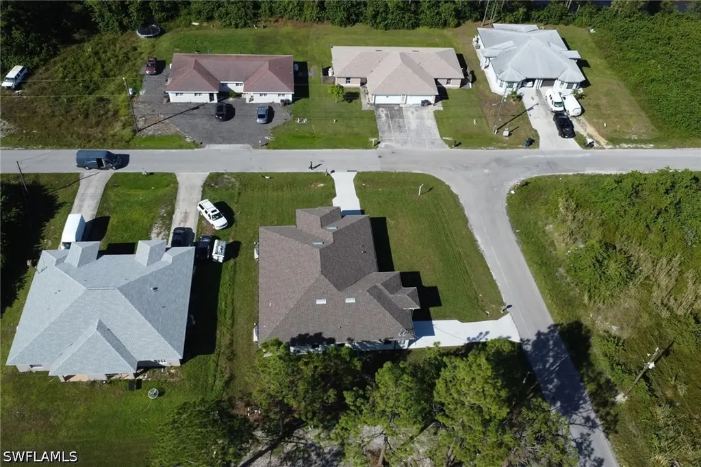 4501/4503 15th Street SW Lehigh Acres FL 33973