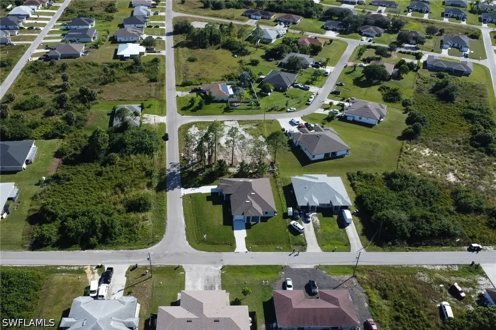 4501/4503 15th Street SW Lehigh Acres FL 33973