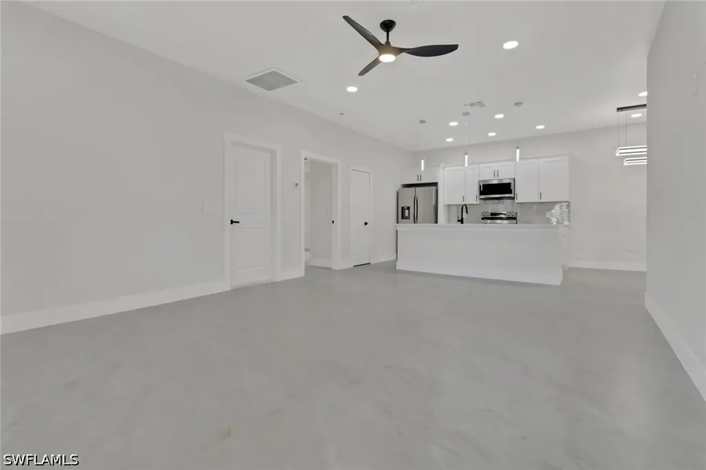 4501/4503 15th Street SW Lehigh Acres FL 33973