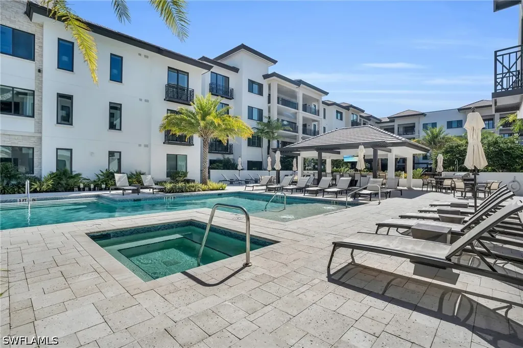 1130 3rd Avenue S Naples FL 34102