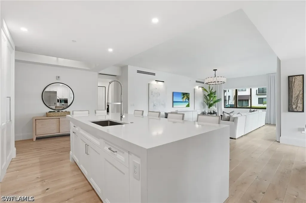 1130 3rd Avenue S Naples FL 34102