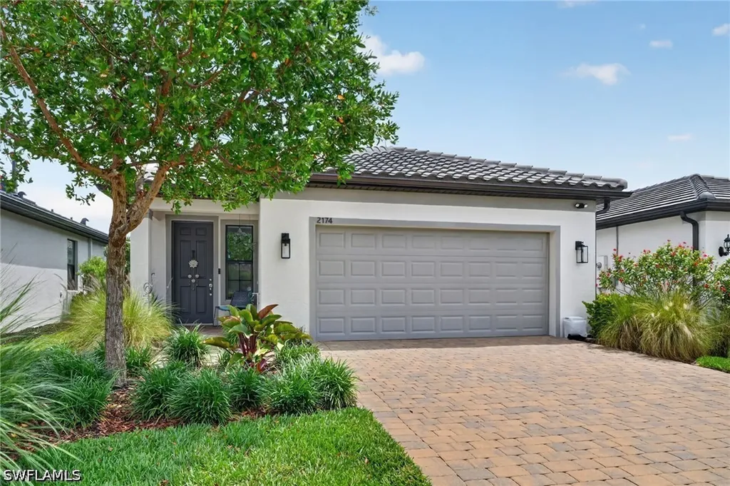 2174 Yellowfin Circle Naples FL 34114