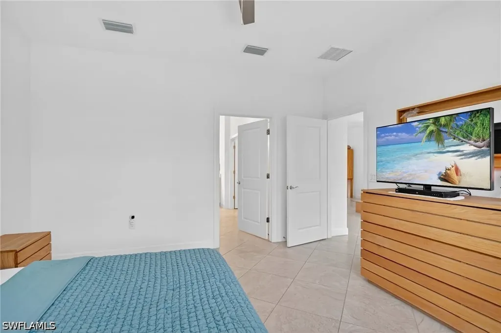 2174 Yellowfin Circle Naples FL 34114