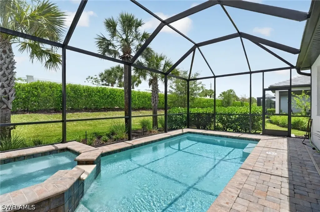 2174 Yellowfin Circle Naples FL 34114