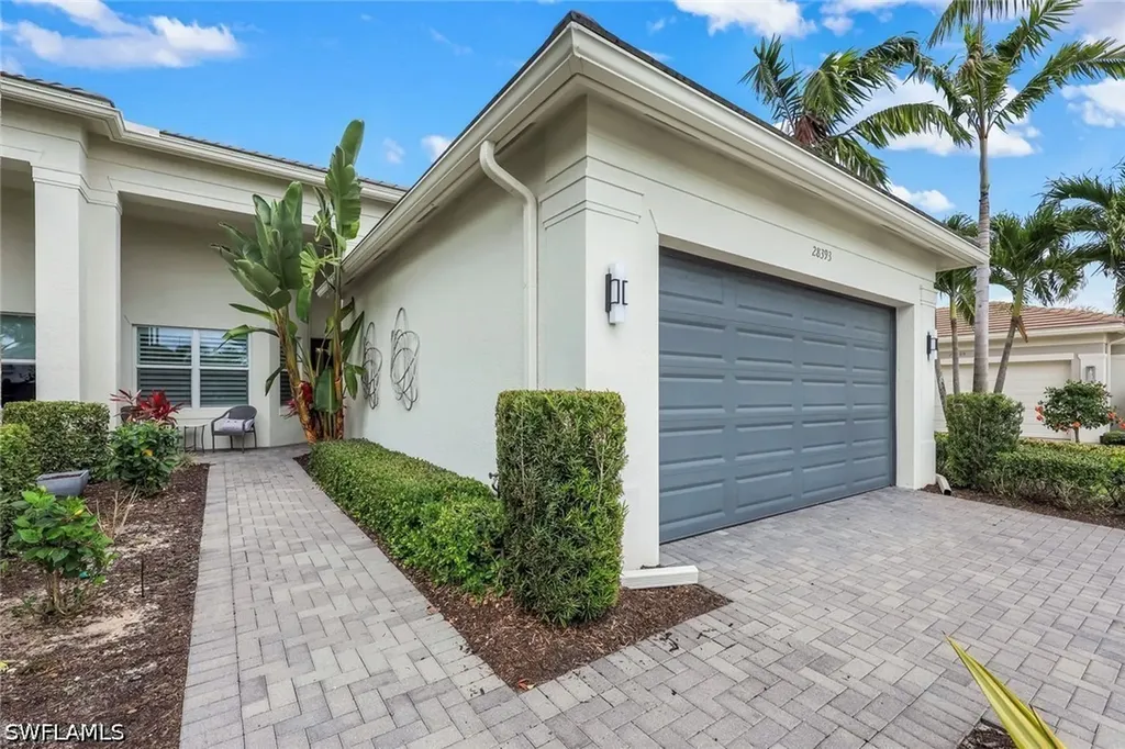 Bonita Springs FL, 28393 Turin Court
