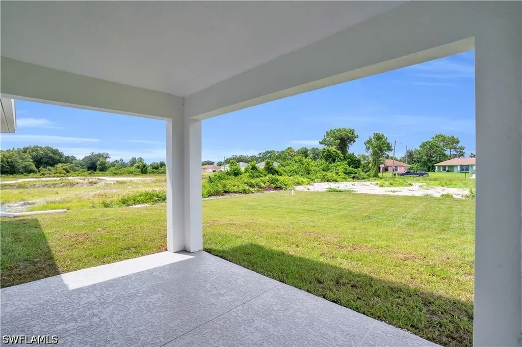 3315 7th Street SW Lehigh Acres FL 33976
