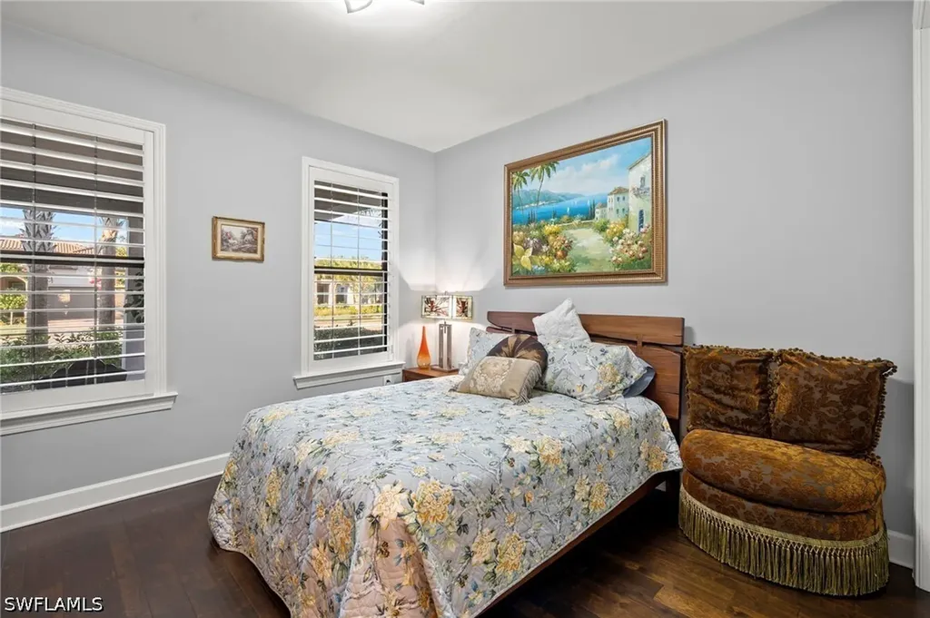 9811 Everglades Drive Naples FL 34120