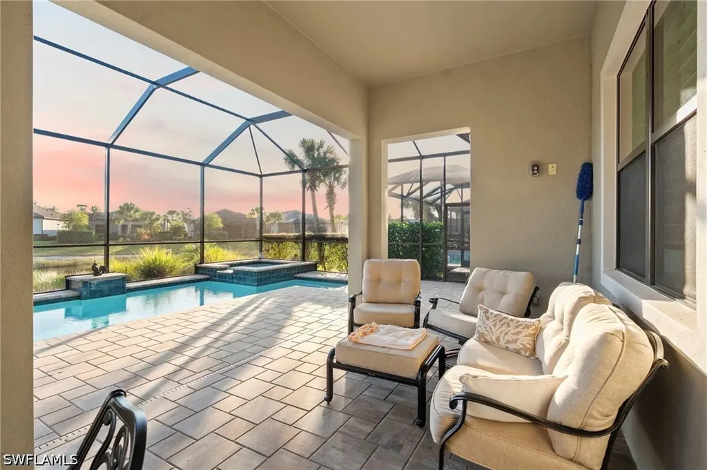 9811 Everglades Drive Naples FL 34120
