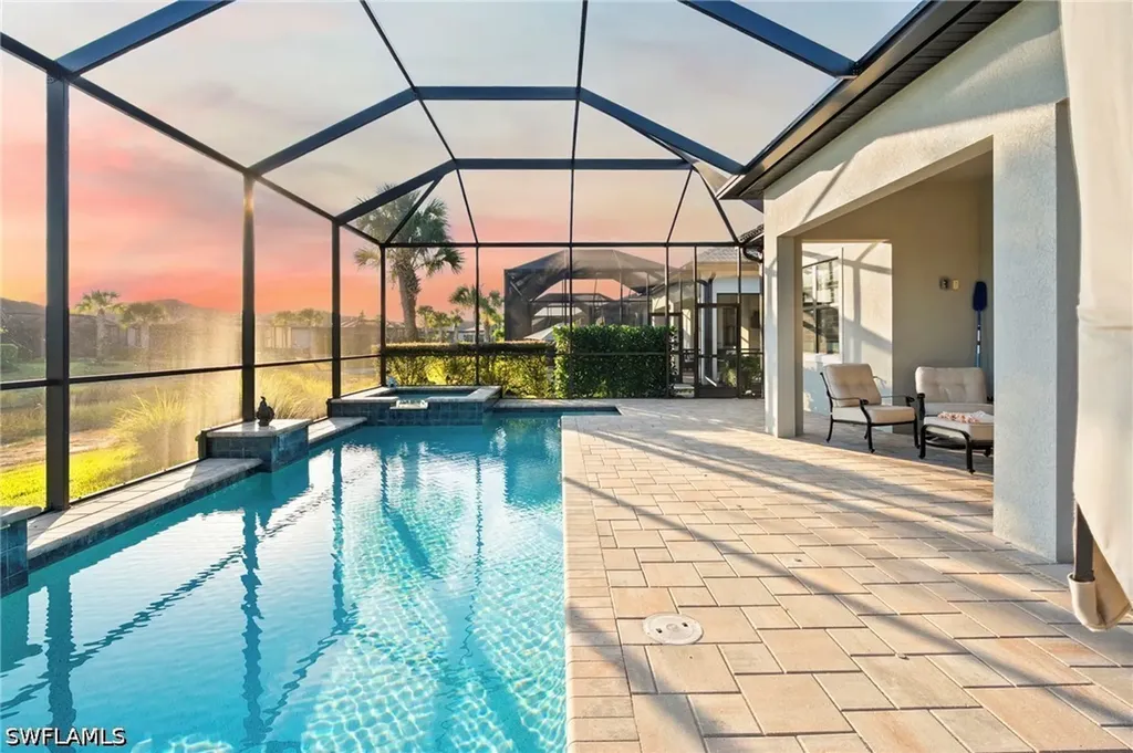 9811 Everglades Drive Naples FL 34120