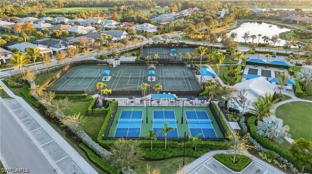 9811 Everglades Drive Naples FL 34120
