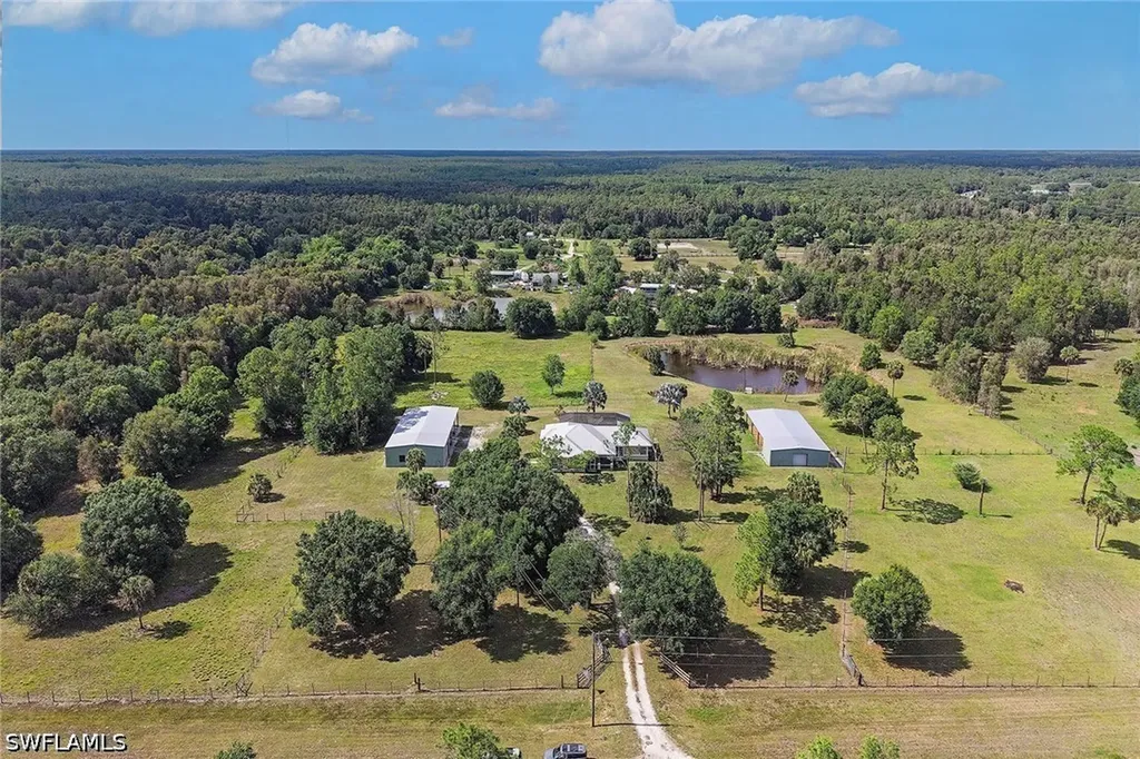 581 Wild Turkey Drive Naples FL 34120