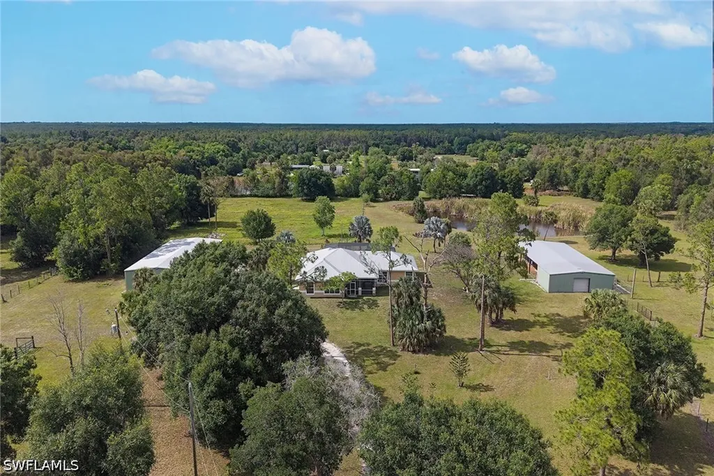 581 Wild Turkey Drive Naples FL 34120