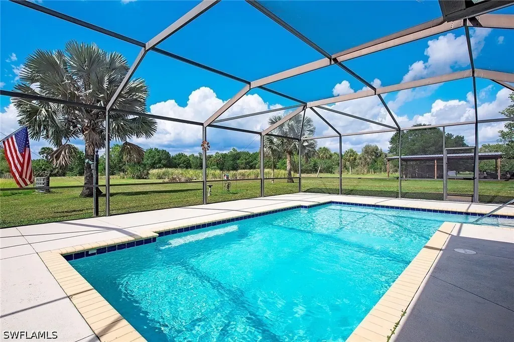 581 Wild Turkey Drive Naples FL 34120
