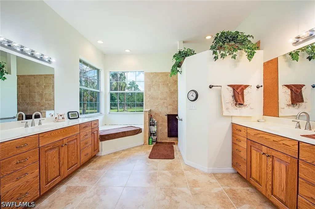 581 Wild Turkey Drive Naples FL 34120