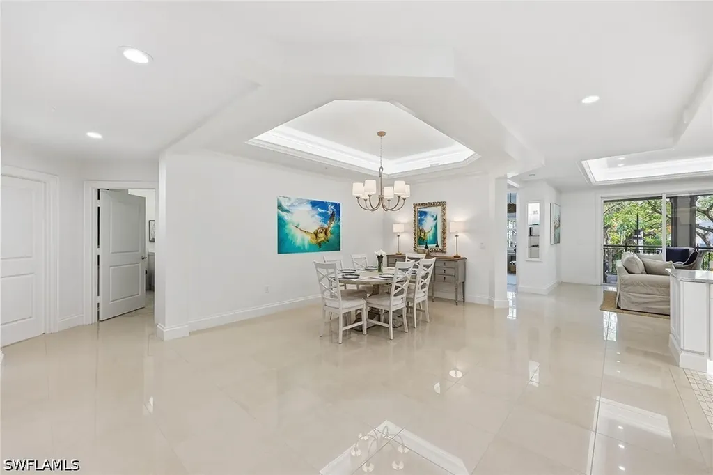 411 6th Street S Naples FL 34102