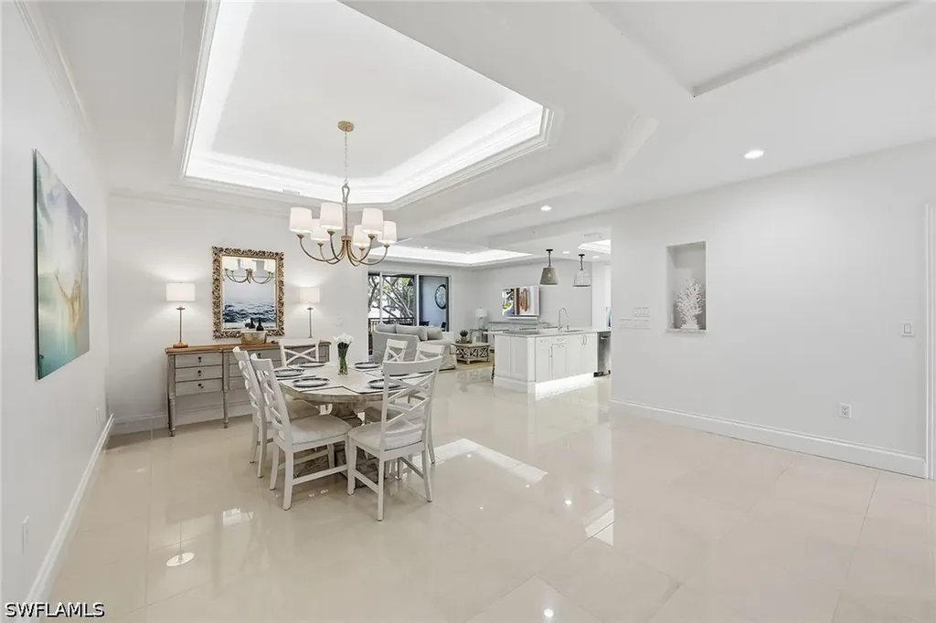 411 6th Street S Naples FL 34102