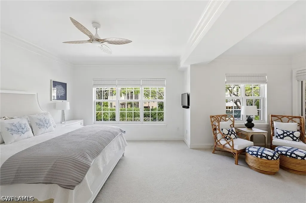 411 6th Street S Naples FL 34102