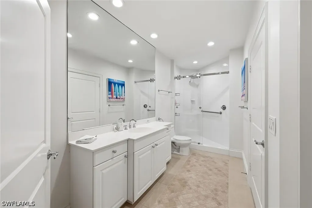 411 6th Street S Naples FL 34102