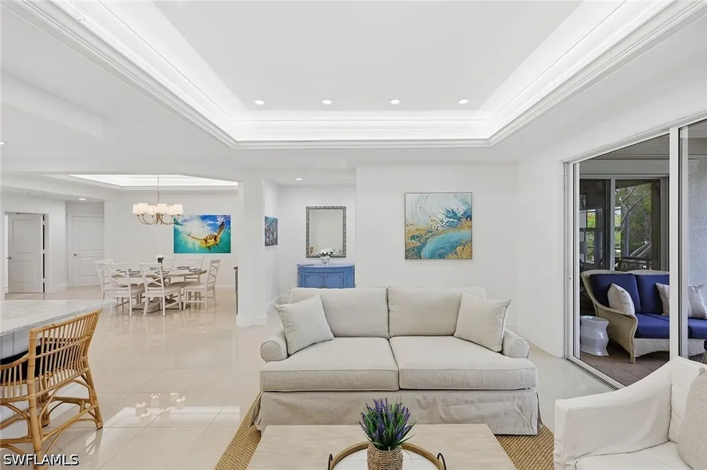 411 6th Street S Naples FL 34102