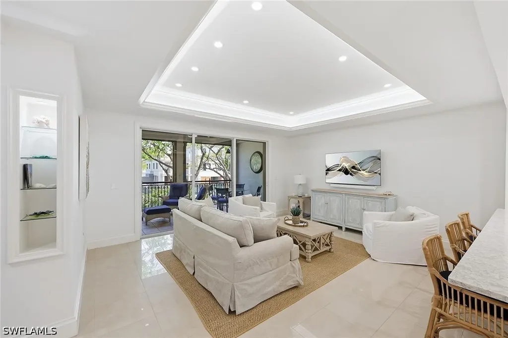 411 6th Street S Naples FL 34102