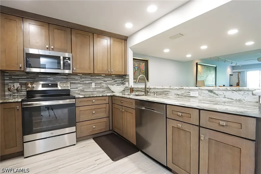4200 Belair Lane Naples FL 34103