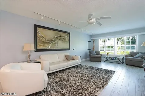 4200 Belair Lane Naples FL 34103