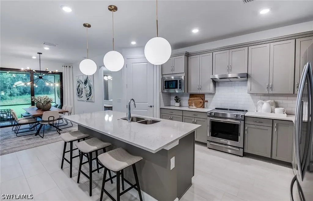 3111 Oak Pine Way Alva FL 33920