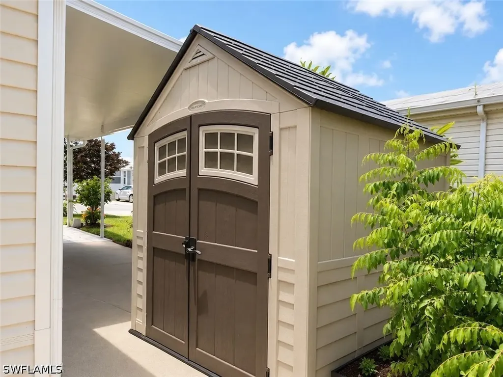 25 Bass Lane Naples FL 34114