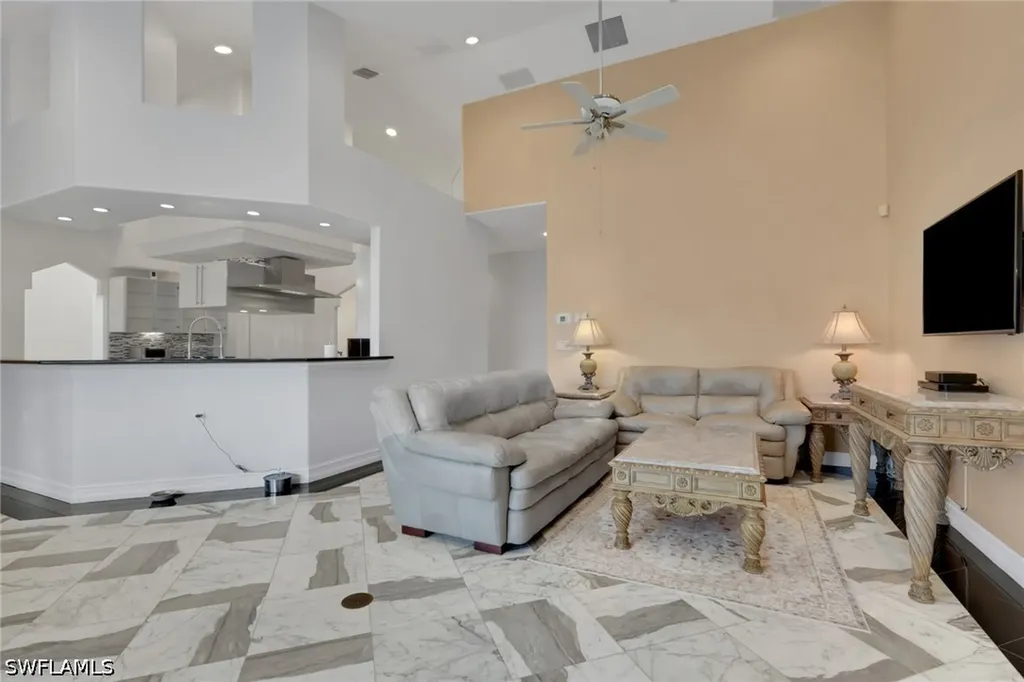 6020 Green Boulevard Naples FL 34116