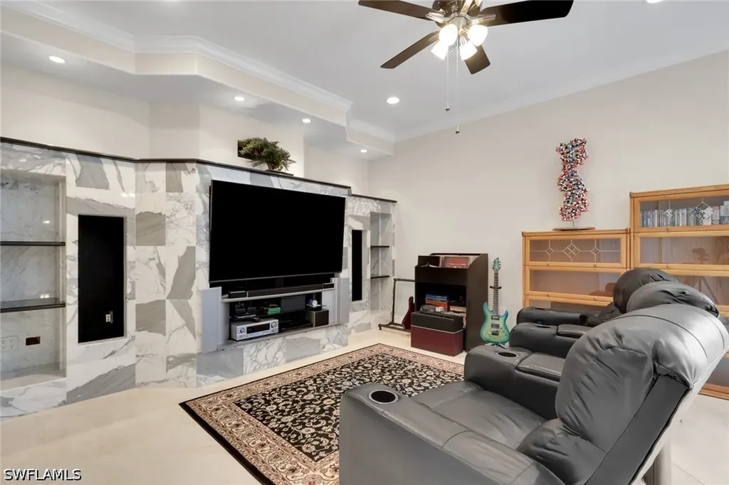 6020 Green Boulevard Naples FL 34116