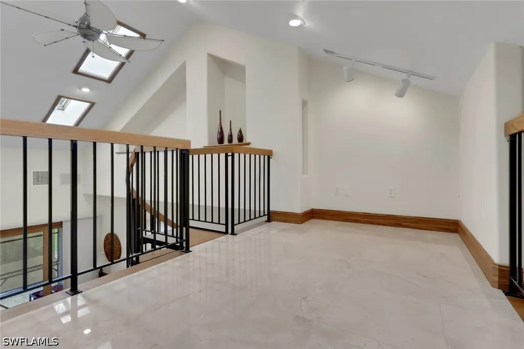 6020 Green Boulevard Naples FL 34116